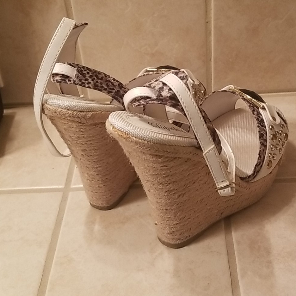 Shoes - Picture 3 of 3